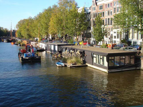 Les maisons flottantes à Amsterdam Les maisons flottantes à Amsterdam