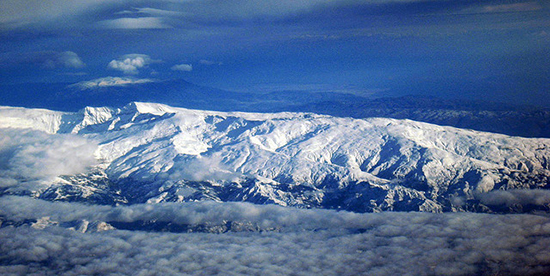 Sierra Nevada: le luxe de skier à côté de la mer